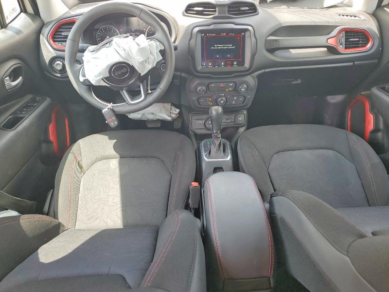 Photo 8 from auction – 2023 JEEP RENEGADE with VIN ZACNJDC11PPP23663
