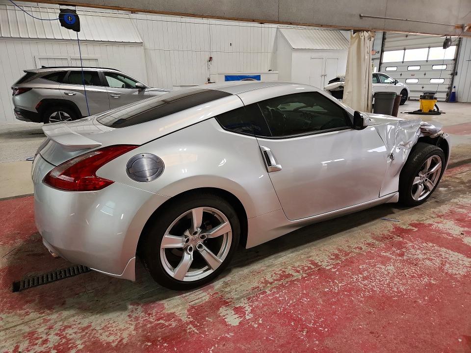 Photo 3 from auction – 2012 NISSAN 370Z with VIN JN1AZ4EH5CM561763