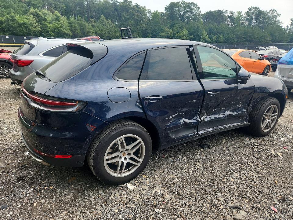 Photo 3 from auction – 2020 PORSCHE MACAN with VIN WP1AA2A51LLB01153