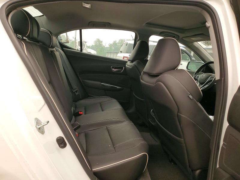 Photo 10 from auction – 2018 ACURA TLX with VIN 19UUB2F70JA007345