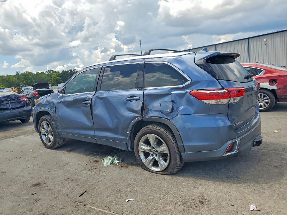 Photo 2 from auction – 2019 TOYOTA HIGHLANDER with VIN 5TDYZRFH7KS356097