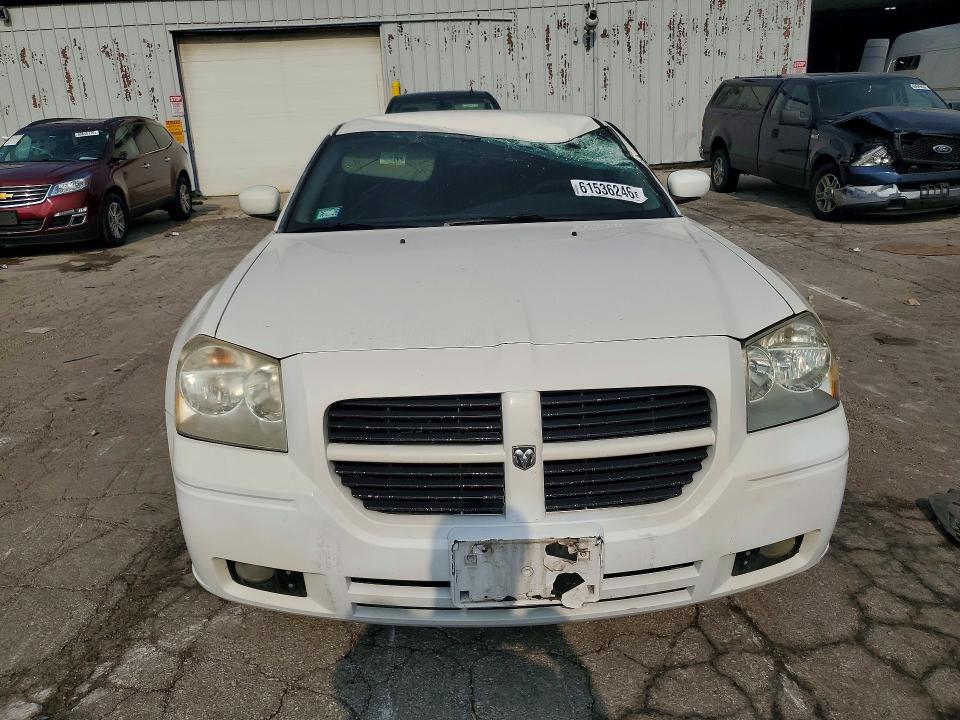 Photo 5 from auction – 2007 DODGE MAGNUM with VIN 2D4FV47V27H900038