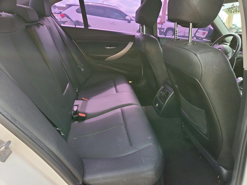 Photo 10 from auction – 2018 BMW 320 with VIN WBA8E1G5XJNU88855