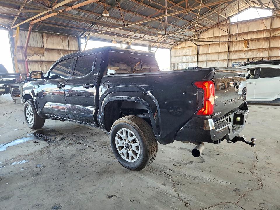 Photo 2 from auction – 2025 TOYOTA TACOMA with VIN 3TMLB5JN7SM110333