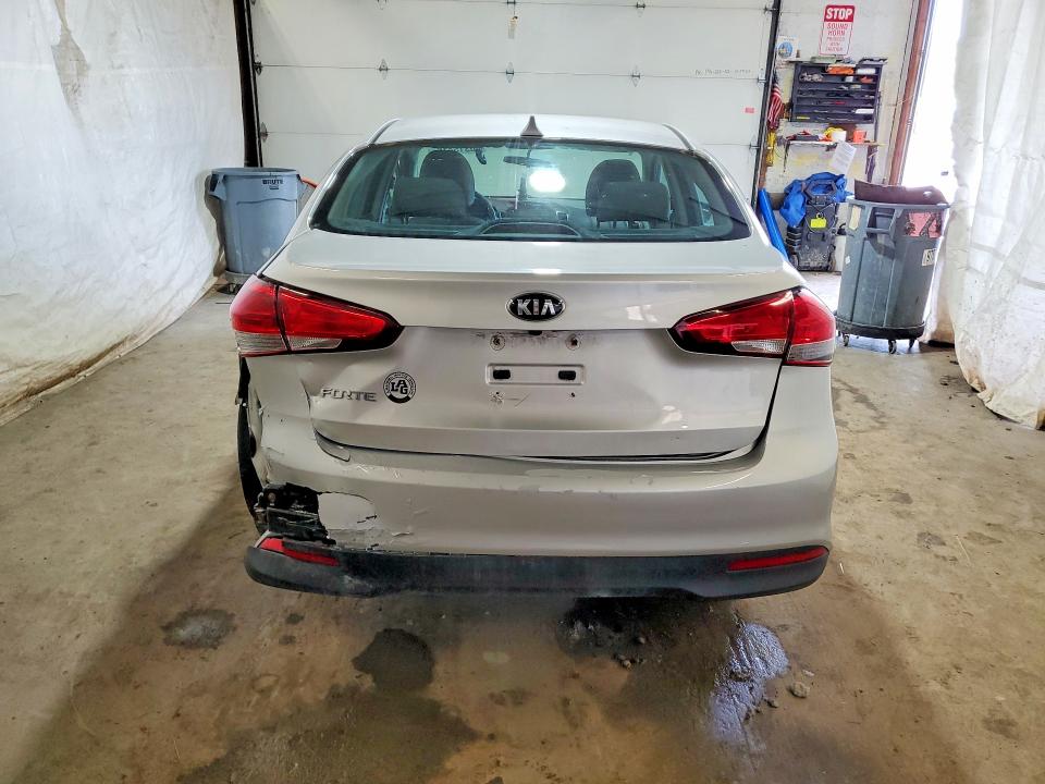 Photo 6 from auction – 2017 KIA FORTE with VIN 3KPFL4A77HE074460