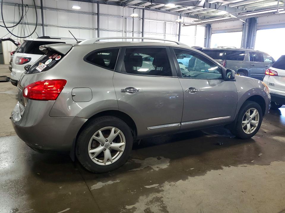 Photo 3 from auction – 2011 NISSAN ROGUE with VIN JN8AS5MV5BW275322
