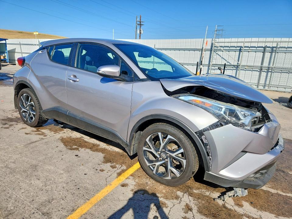 Photo 4 from auction – 2018 TOYOTA C-HR with VIN NMTKHMBX4JR021482