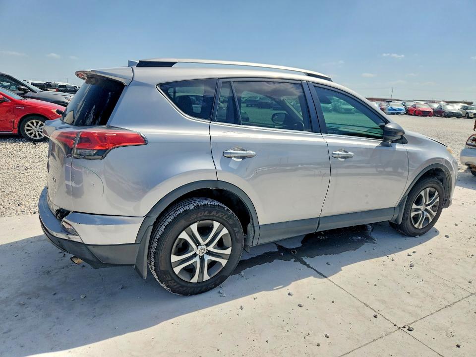 Photo 3 from auction – 2017 TOYOTA RAV4 with VIN 2T3ZFREVXHW333991
