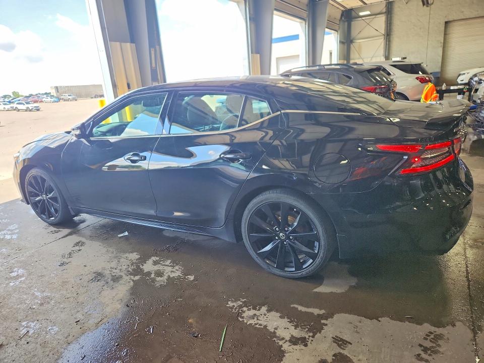 Photo 2 from auction – 2019 NISSAN MAXIMA with VIN 1N4AA6AV0KC361752
