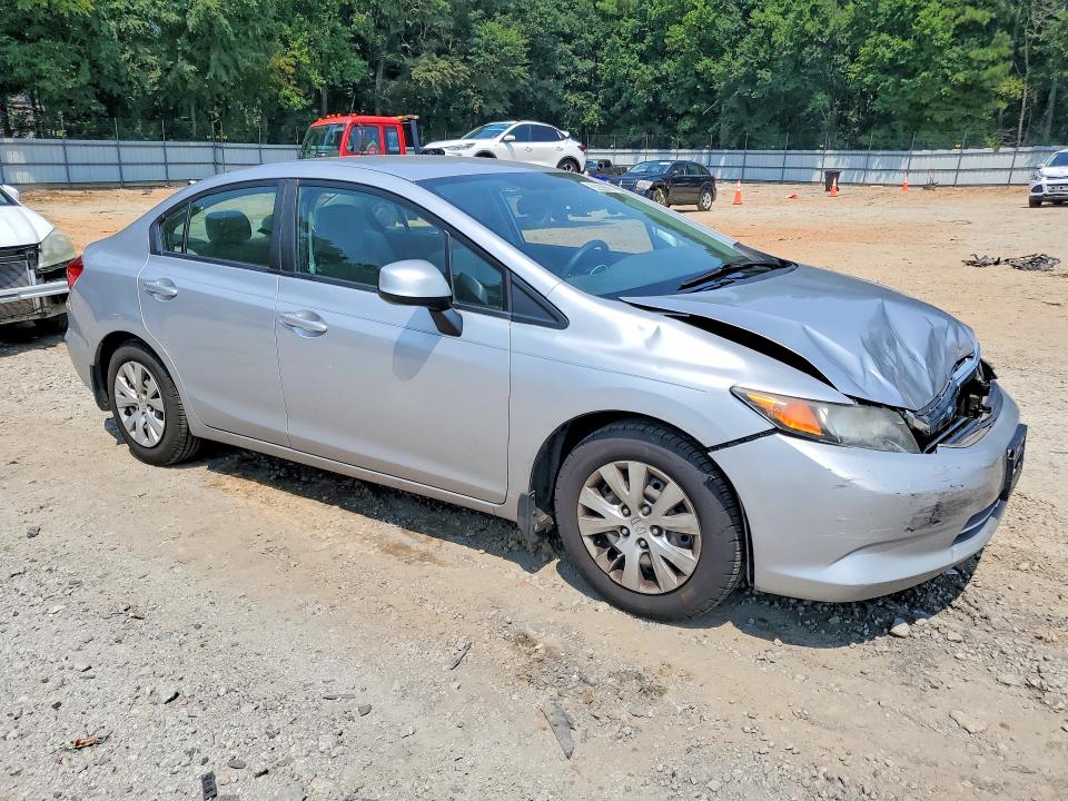 Photo 4 from auction – 2012 HONDA CIVIC with VIN 19XFB2F51CE095392