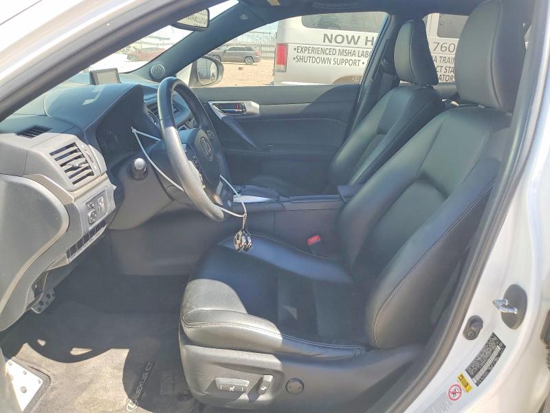 Photo 7 from auction – 2014 LEXUS CT with VIN JTHKD5BH5E2199540