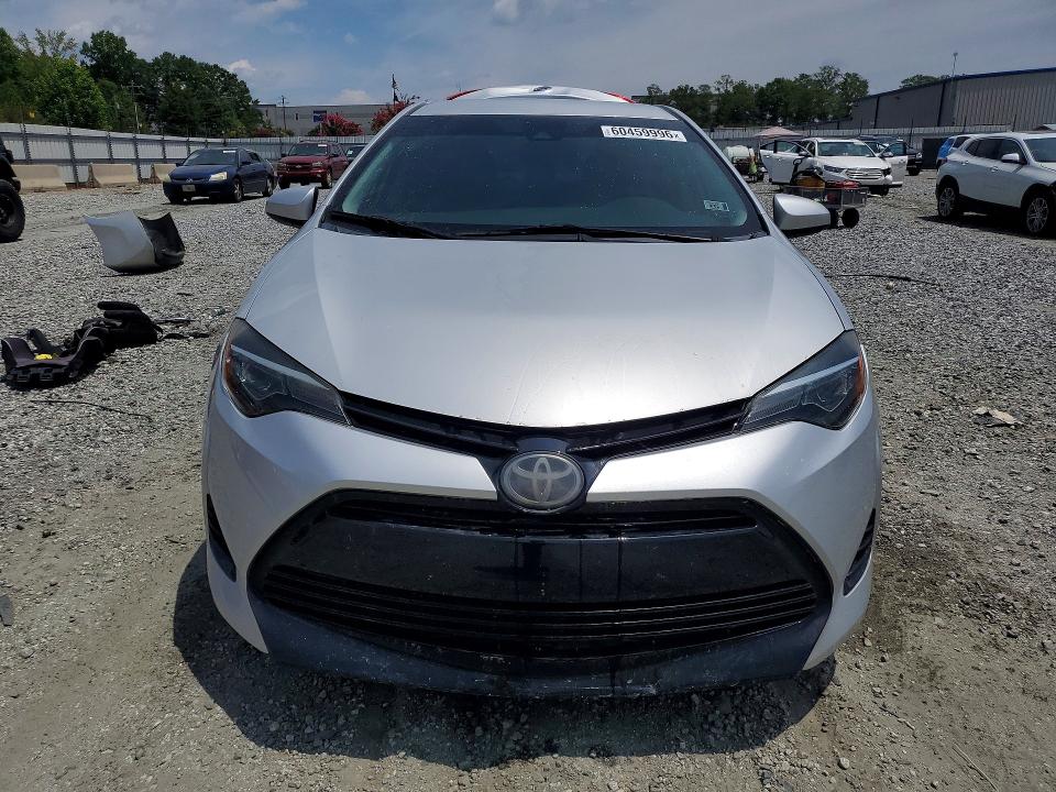 Photo 5 from auction – 2018 TOYOTA COROLLA with VIN 5YFBURHE4JP816816