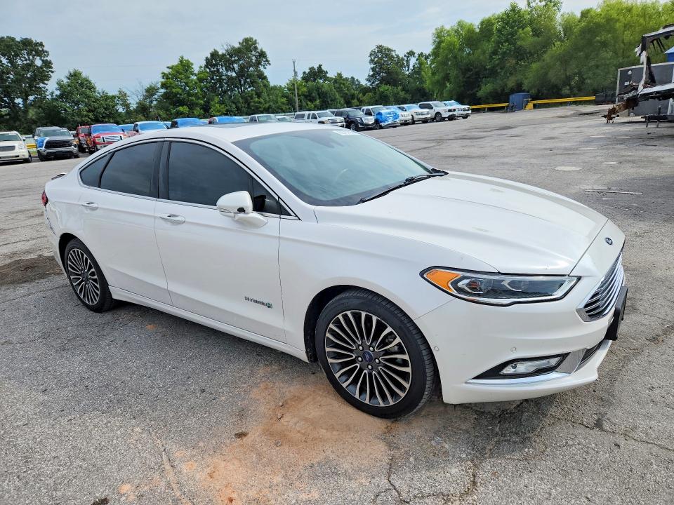 Photo 4 from auction – 2017 FORD FUSION with VIN 3FA6P0RUXHR264307