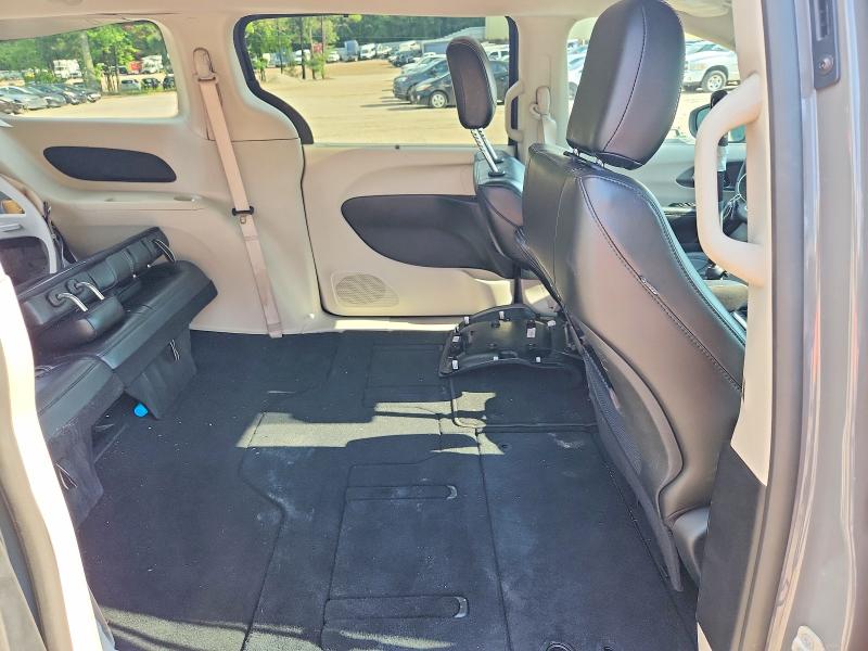 Photo 10 from auction – 2023 CHRYSLER PACIFICA with VIN 2C4RC1BG4PR586216