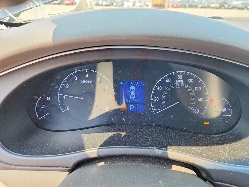 Photo 9 from auction – 2013 HYUNDAI GENESIS with VIN KMHGC4DD4DU229284