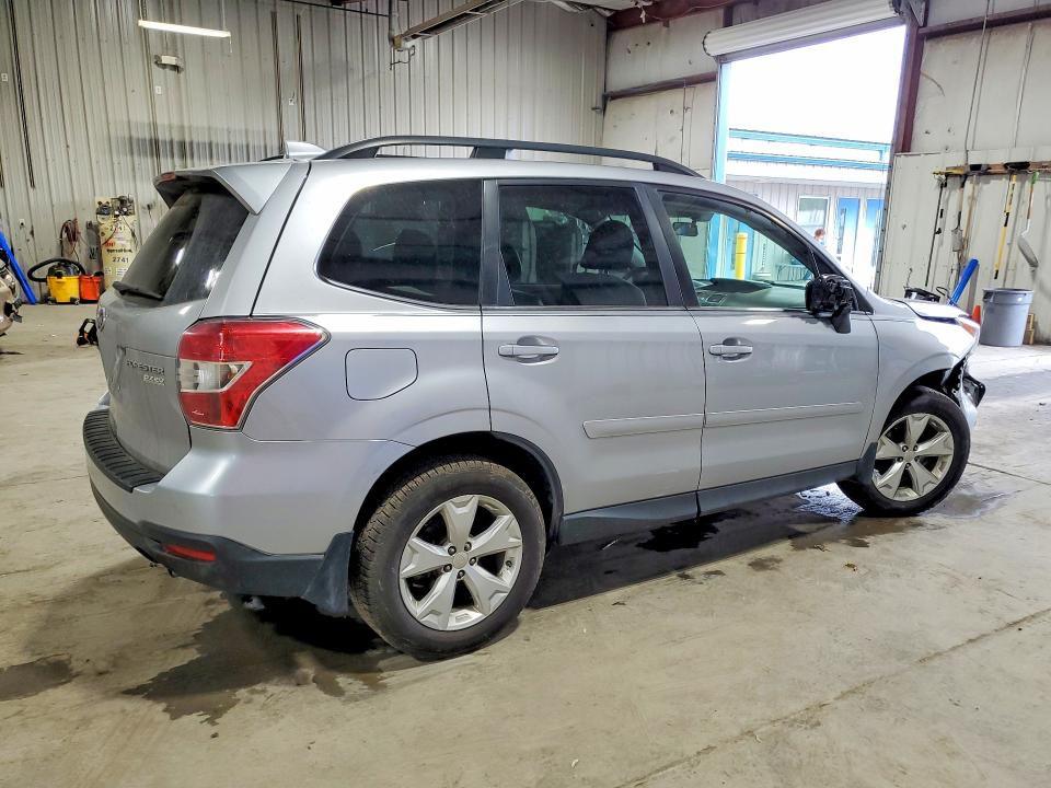 Photo 3 from auction – 2016 SUBARU FORESTER with VIN JF2SJARC6GH494256