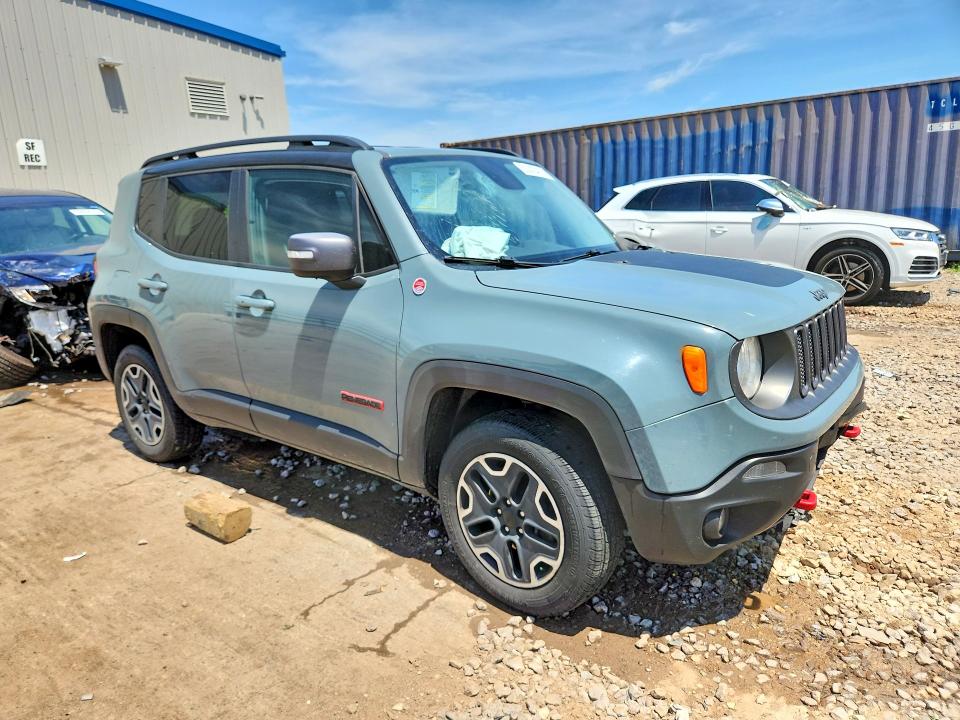 Photo 4 from auction – 2016 JEEP RENEGADE with VIN ZACCJBCT6GPD94006