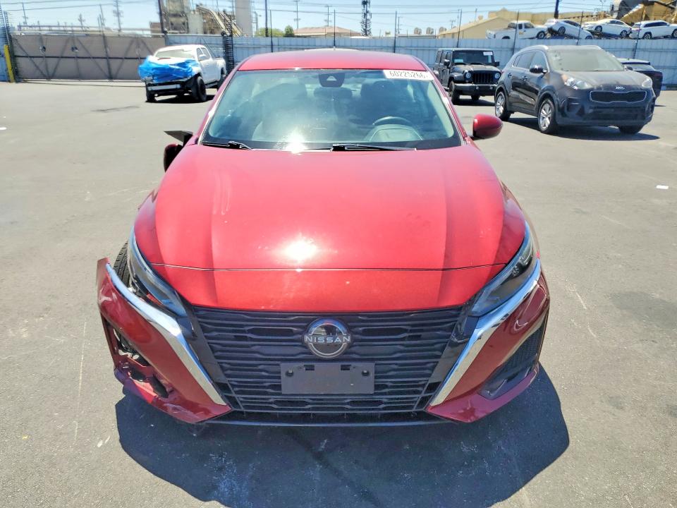 Photo 5 from auction – 2023 NISSAN ALTIMA with VIN 1N4BL4DV4PN381951