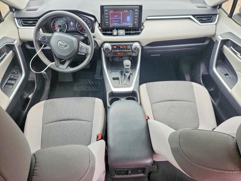 Photo 8 from auction – 2021 TOYOTA RAV4 with VIN 2T3W1RFV6MC143116
