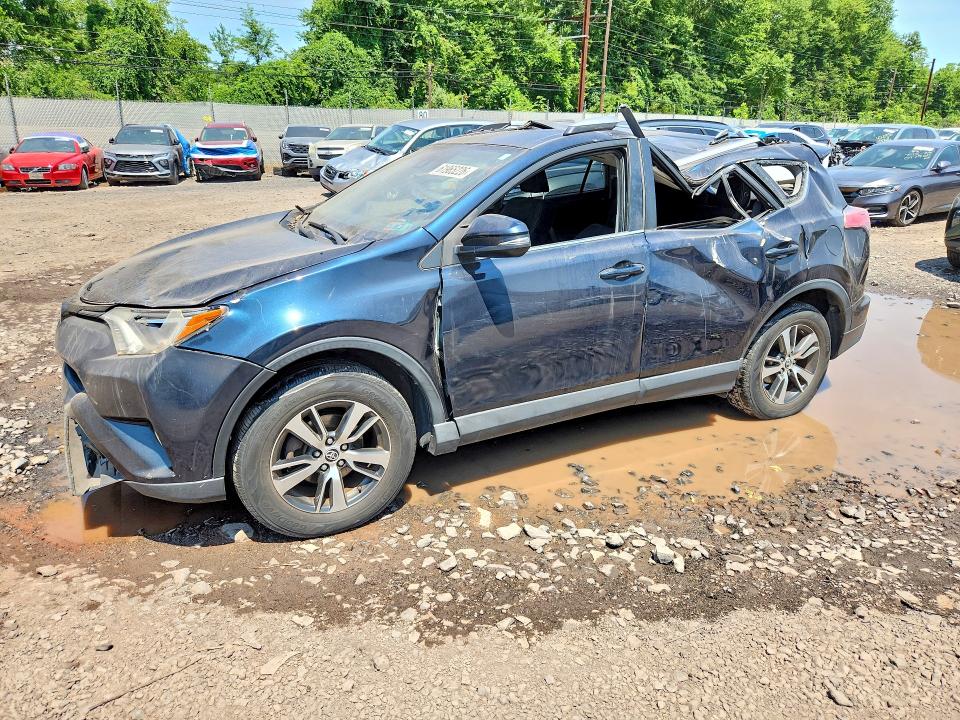 TOYOTA RAV4 2018 with VIN JTMRFREV7JJ745368 - Photo from auction