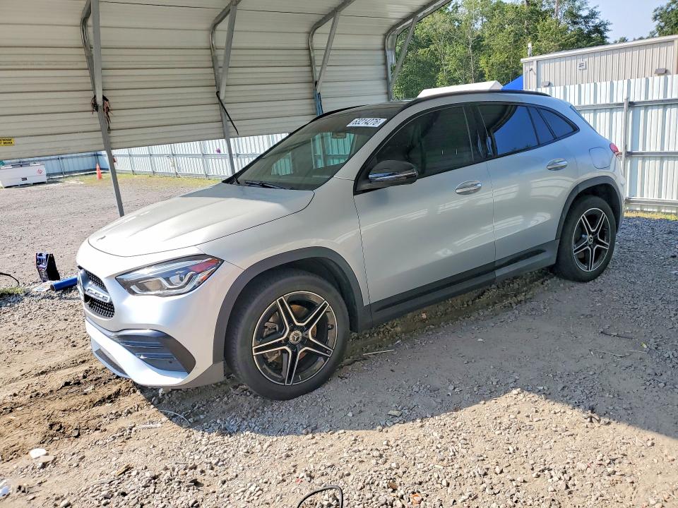 2021 MERCEDES-BENZ GLA