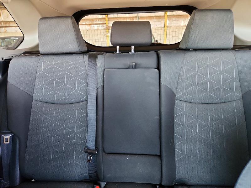 Photo 10 from auction – 2022 TOYOTA RAV4 with VIN 2T3P1RFV8NC282279