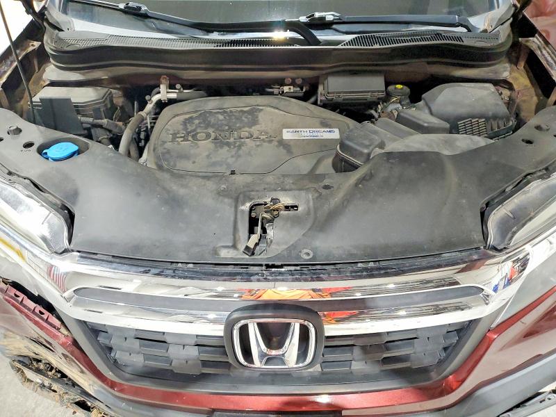 Photo 11 from auction – 2017 HONDA RIDGELINE with VIN 5FPYK3F65HB003376