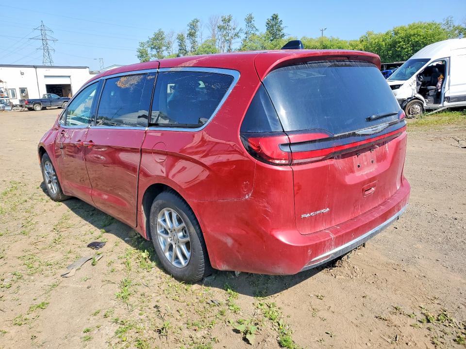 Photo 2 from auction – 2024 CHRYSLER PACIFICA with VIN 2C4RC1BG8RR165022