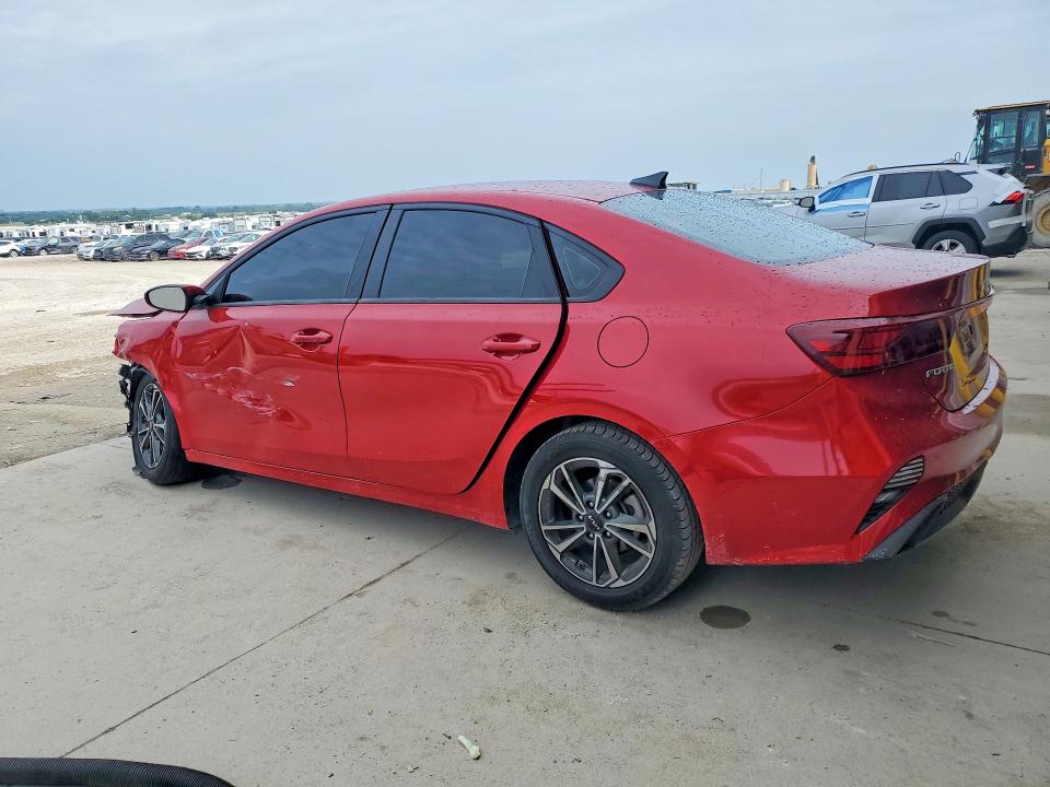 Photo 2 from auction – 2023 KIA FORTE with VIN 3KPF24AD4PE624611