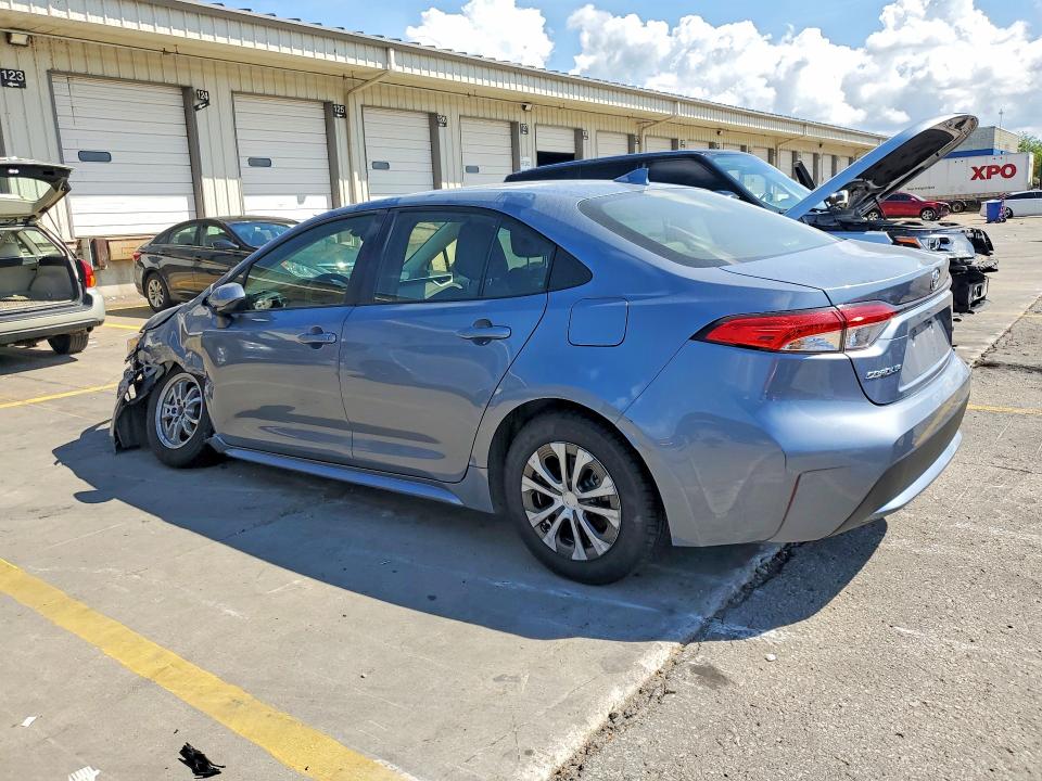 Photo 2 from auction – 2021 TOYOTA COROLLA with VIN JTDEAMDEXMJ027318