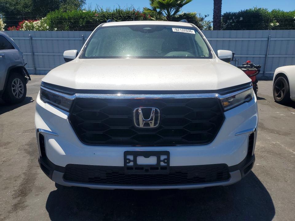 Photo 5 from auction – 2024 HONDA PILOT with VIN 5FNYG1H88RB038671