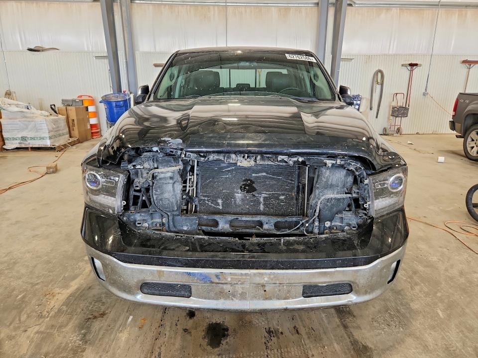 صورة رقم 5 من المزاد - 2015 RAM 1500 مع VIN 1C6RR7NT7FS545299