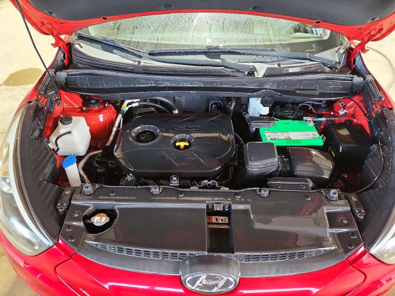 Photo 12 from auction – 2015 HYUNDAI TUCSON with VIN KM8JT3AF1FU077313