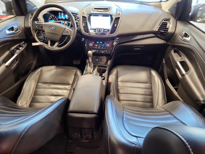 Foto 8 de la subasta – 2017 FORD ESCAPE con VIN 1FMCU0J92HUB62419