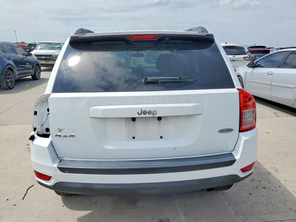 Photo 6 from auction – 2011 JEEP COMPASS with VIN 1J4NF1FB3BD244413