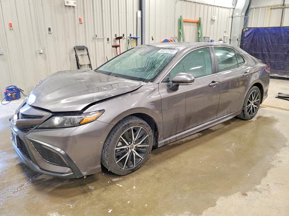 Снимка 1 от търг – 2023 TOYOTA CAMRY HYBRID с VIN 4T1S31AK8PU613942