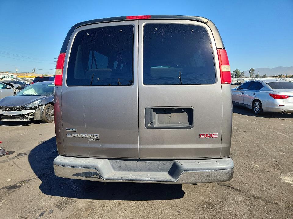 Photo 6 from auction – 2011 GMC SAVANA with VIN 1GJZ71FG8B1115688
