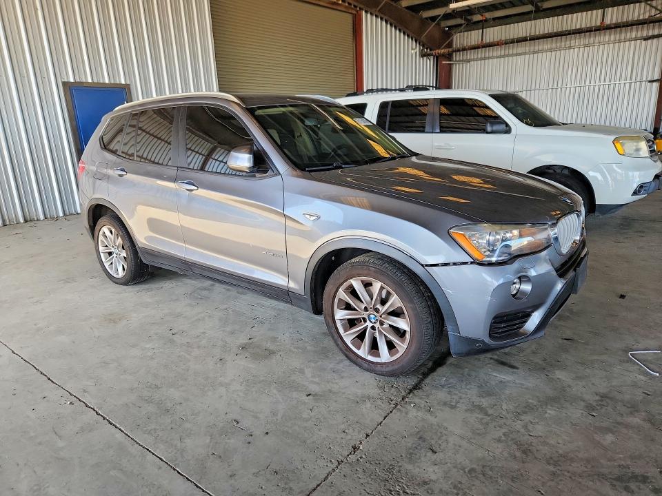 Zdjęcie 4 z aukcji – 2016 BMW X3 z VIN 5UXWX9C59G0D79982