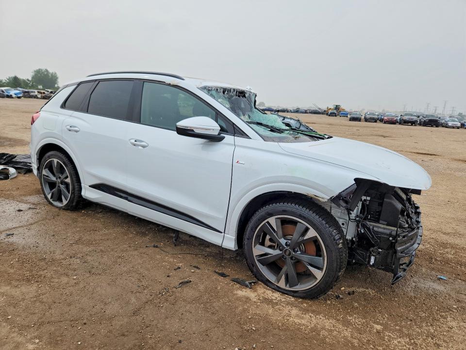 Photo 4 from auction – 2024 AUDI Q4 E-TRON with VIN WA1LUBFZ9RP047402