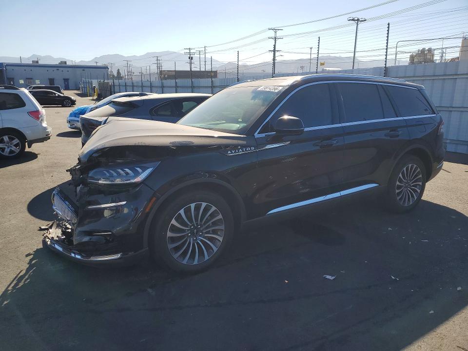LINCOLN AVIATOR 2024 с VIN 5LM5J6WC2RGL08565 - Снимка от търг