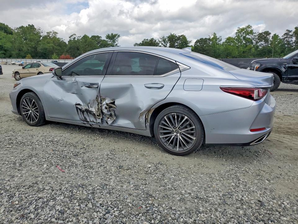 Photo 2 from auction – 2022 LEXUS ES 350 with VIN 58ADZ1B18NU133144