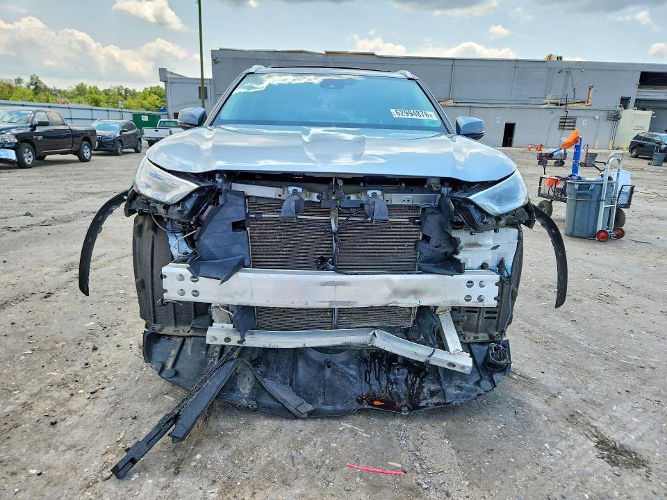 Photo 5 from auction – 2023 TOYOTA HIGHLANDER with VIN 5TDKDRAH4PS521350