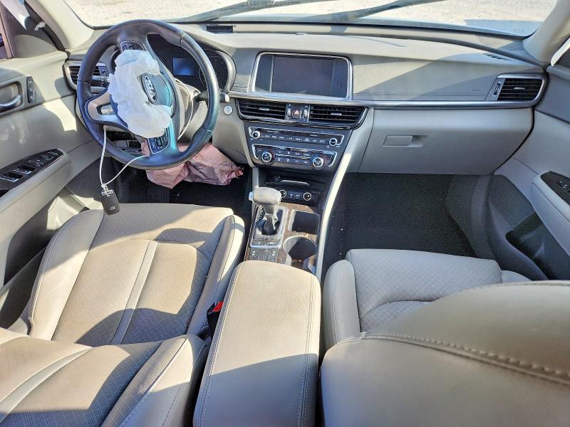 Photo 8 from auction – 2016 KIA OPTIMA with VIN 5XXGU4L30GG054584