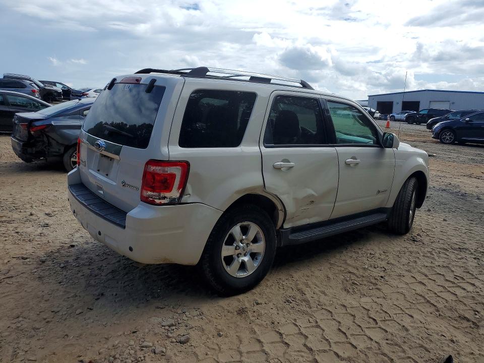 Photo 3 from auction – 2010 FORD ESCAPE with VIN 1FMCU4K35AKB30857