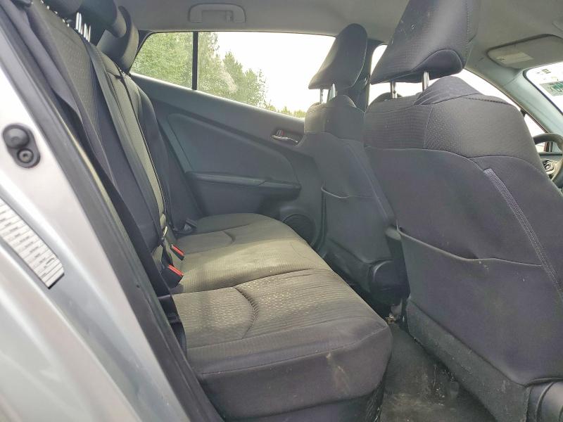 Photo 11 from auction – 2016 TOYOTA PRIUS with VIN JTDKBRFUXG3516375