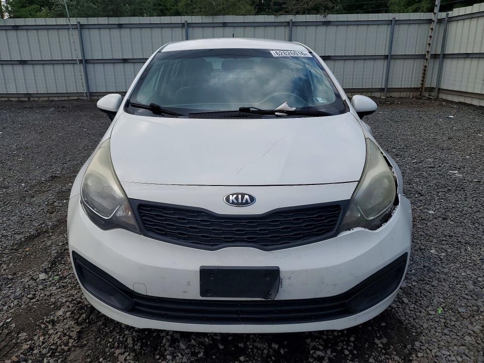 Photo 5 from auction – 2015 KIA RIO with VIN KNADM4A35F6466614