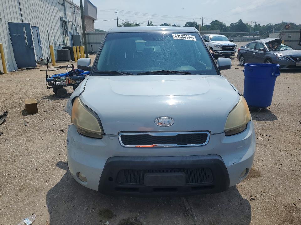 Photo 5 from auction – 2010 KIA SOUL with VIN KNDJT2A25A7170600