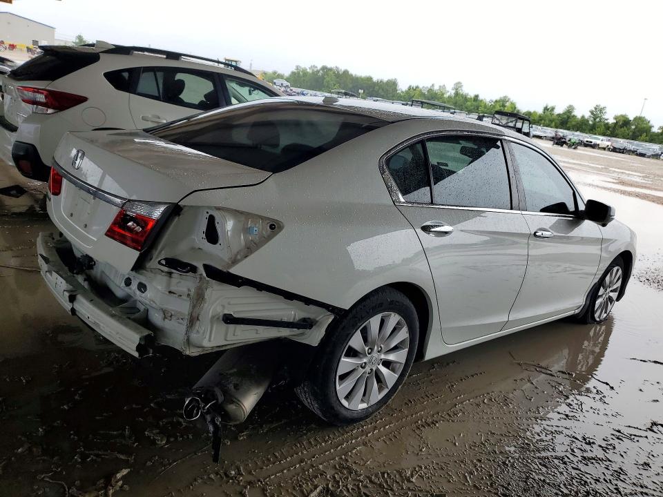 Photo 3 from auction – 2014 HONDA ACCORD with VIN 1HGCR2F80EA076090