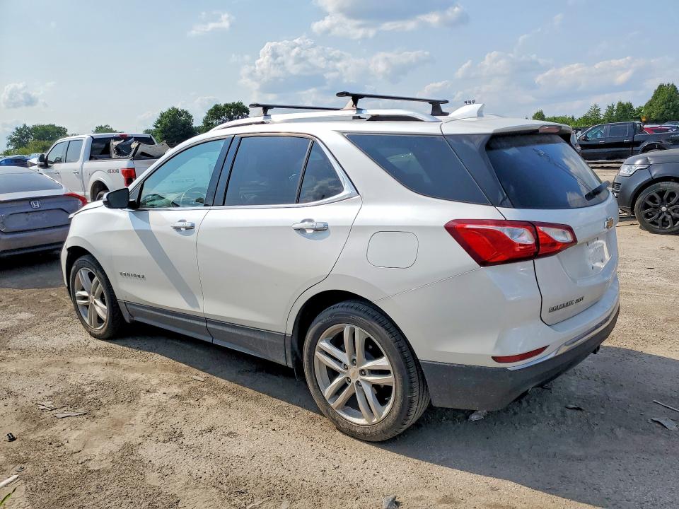 Photo 2 from auction – 2018 CHEVROLET EQUINOX with VIN 2GNAXNEX5J6178098