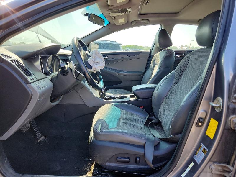 Photo 7 from auction – 2011 HYUNDAI SONATA with VIN 5NPEC4AB0BH175164